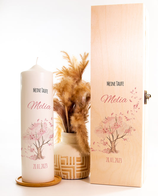 Taufkerze "Baum" - mit Name, Datum & Spruch personalisiert - Rosa, Blau oder Grün